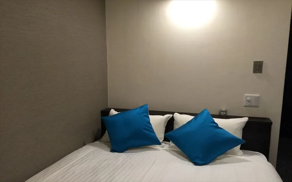 Cityroute Hotel Osaka 3*,